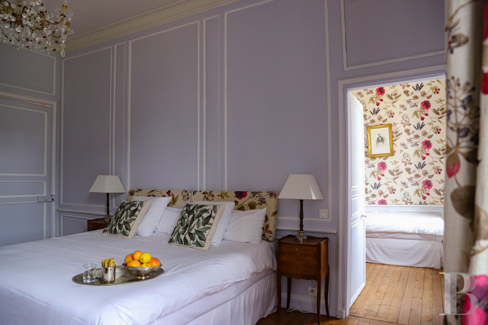 A 17th century chateau dedicated to the splendour of the modern day in Calvados, Normandy - photo  n°24